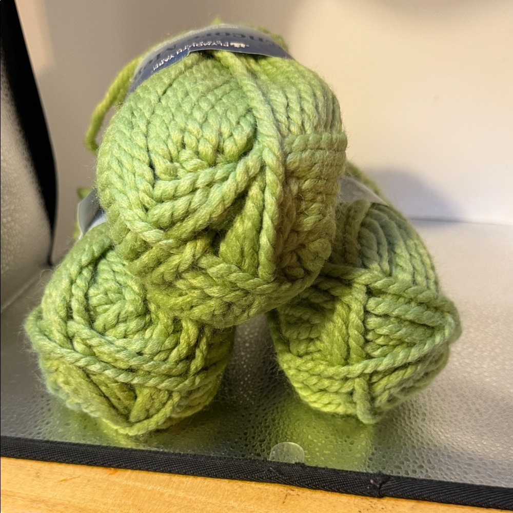 Encore Green Yarn Bundle​
